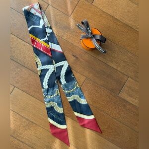Hermes Grand Apparat Twilly Silk Scarf